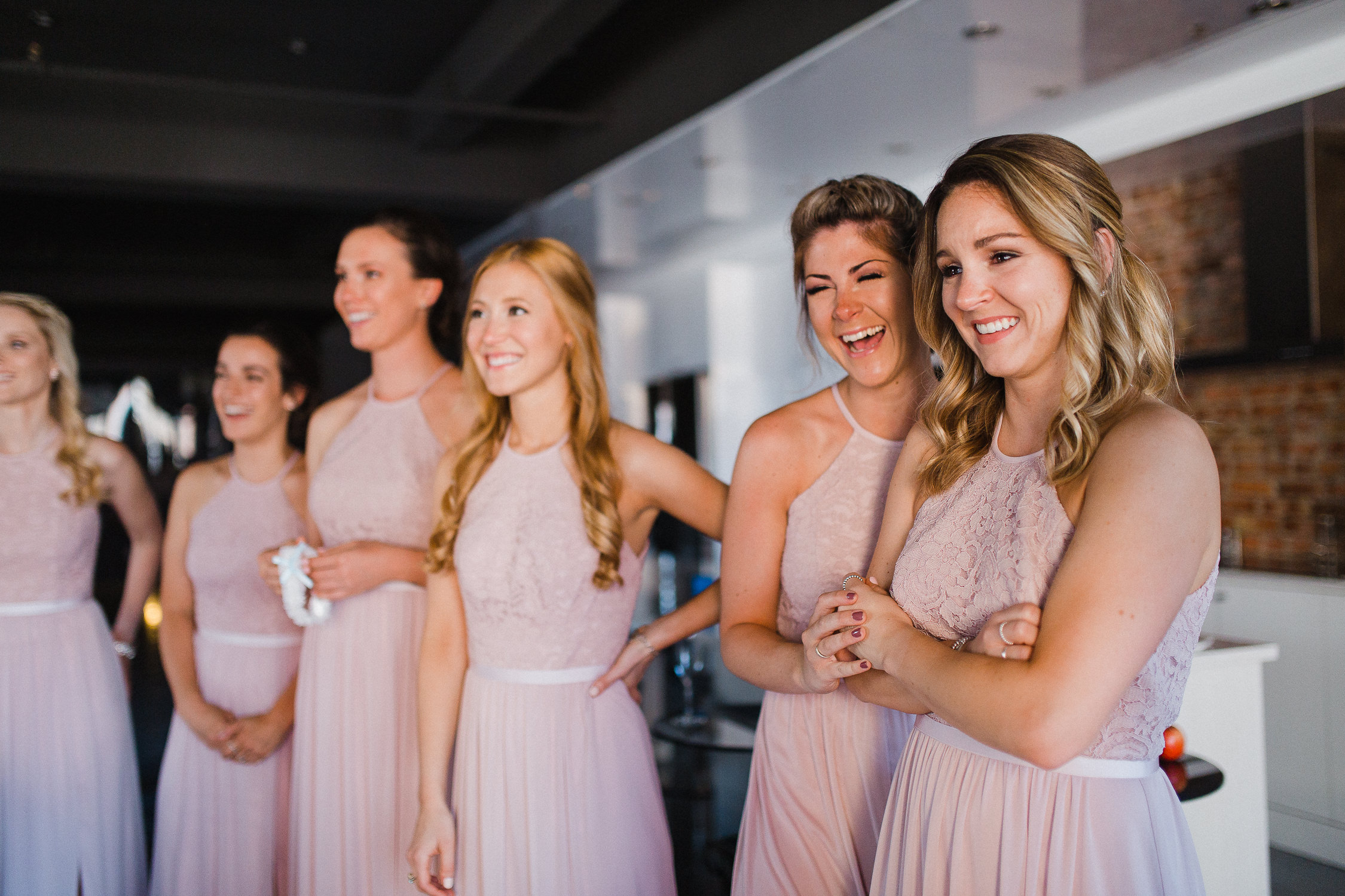 réaction-demoiselles-d'honneur-en-voyant-la-mariée